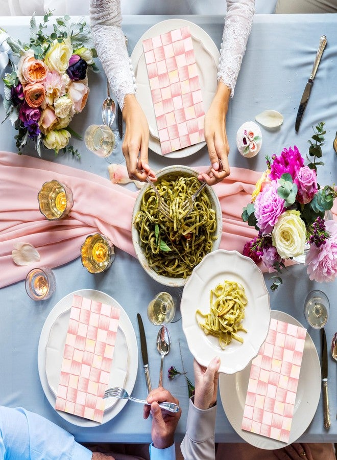 JarThenaAMCS مناديل جارثينا إيه إم سي إس، 100 قطعة، بنقشة مربعات وردية فاتحة، مناديل ورقية للاستخدام مرة واحدة، مناسبة للعشاء، مناشف ورقية، مثالية للحمام، حفلات الزفاف، أعياد الميلاد، ولوازم المائدة. - Image 5